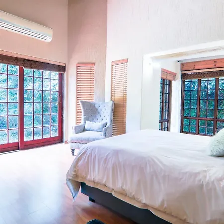 Airbnb At Bailyes Pretoria Exterior photo