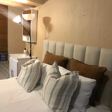 Airbnb At Bailyes Pretoria Exterior photo