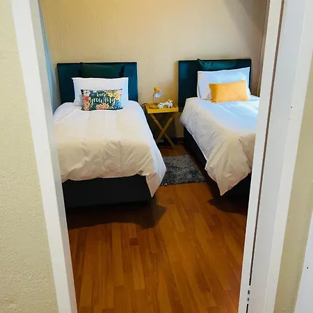 Airbnb At Bailyes Pretoria Exterior photo
